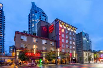 Howard Johnson by Wyndham Vancouver Downtown